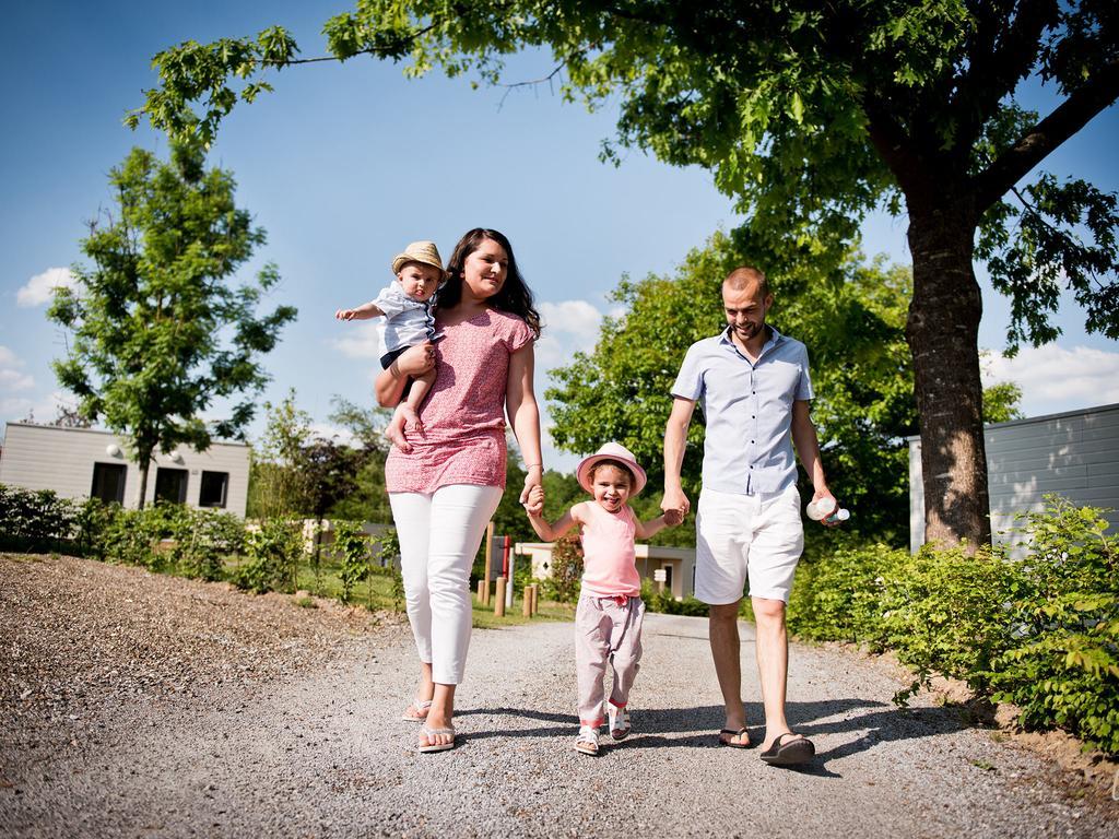 Domaine De Blangy Hotell Hirson Eksteriør bilde